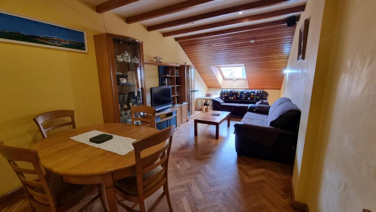 Apartamento Os Pineiros Cambados Luaran gambar